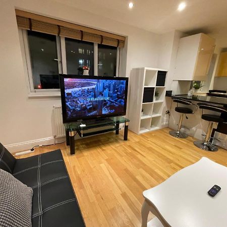 Beautiful & Luxurious Apartment In Richmond Richmond  Eksteriør billede